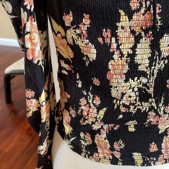 NWT - Free People Boho Cottagecore Floral Coastal Grandma Y2K Smocked Top, Sz M - Picture 5 of 10